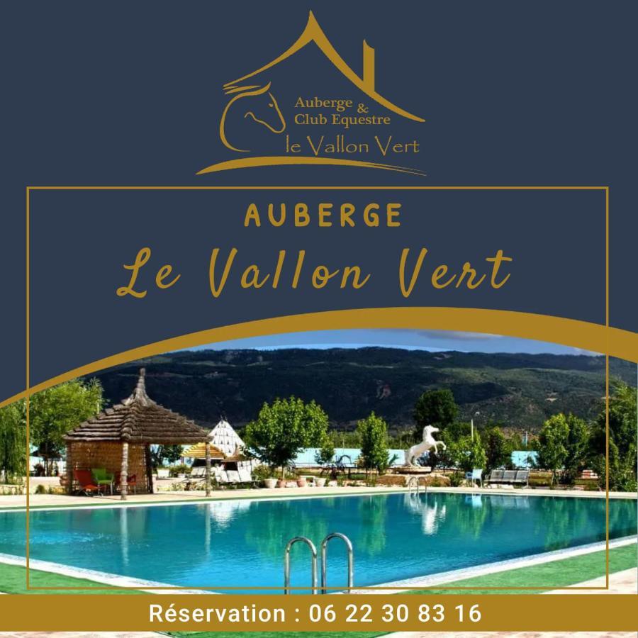 אזרו Le Vallon Vert - Club Equestre מראה חיצוני תמונה